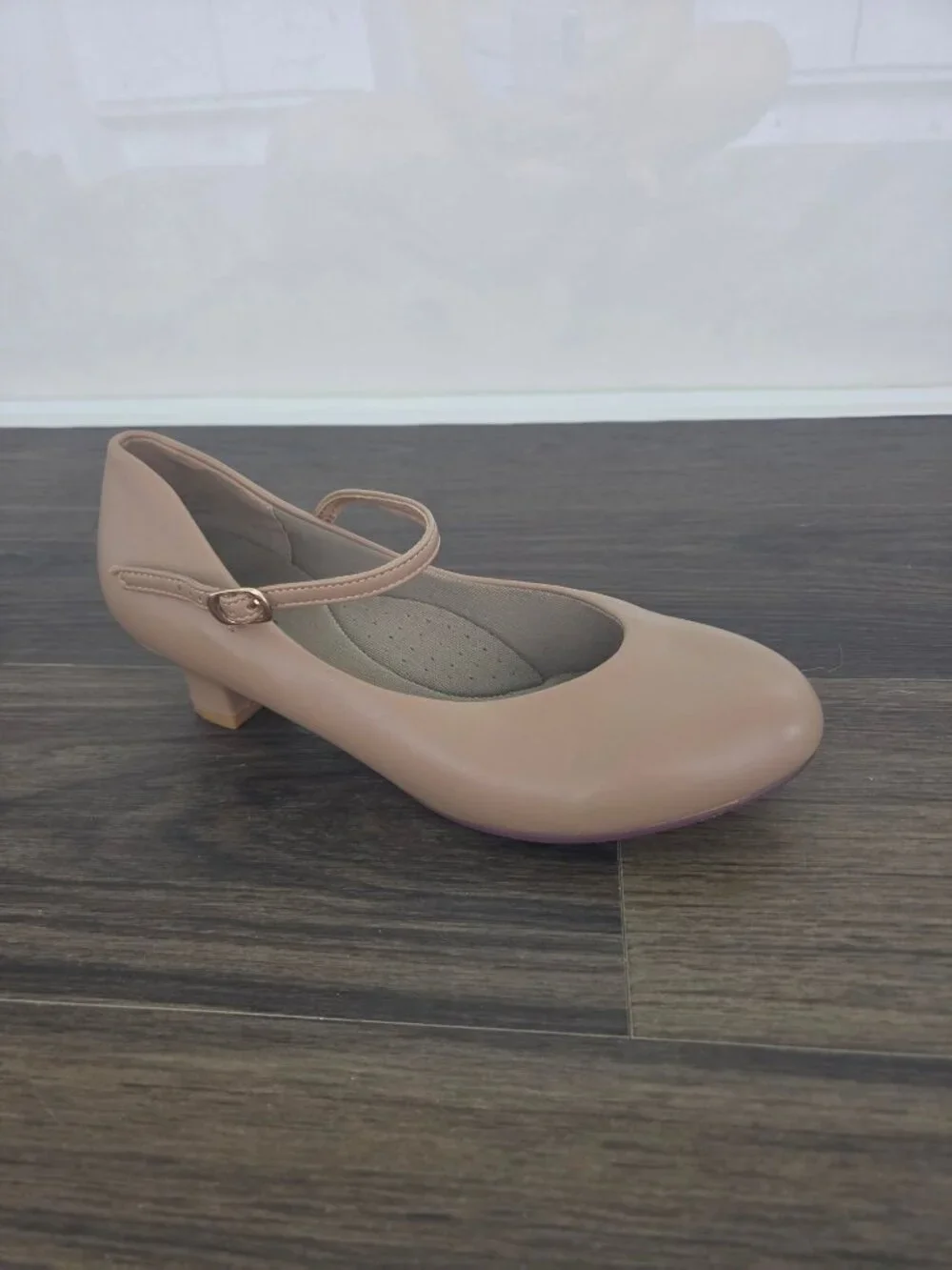 Stelle tan faux