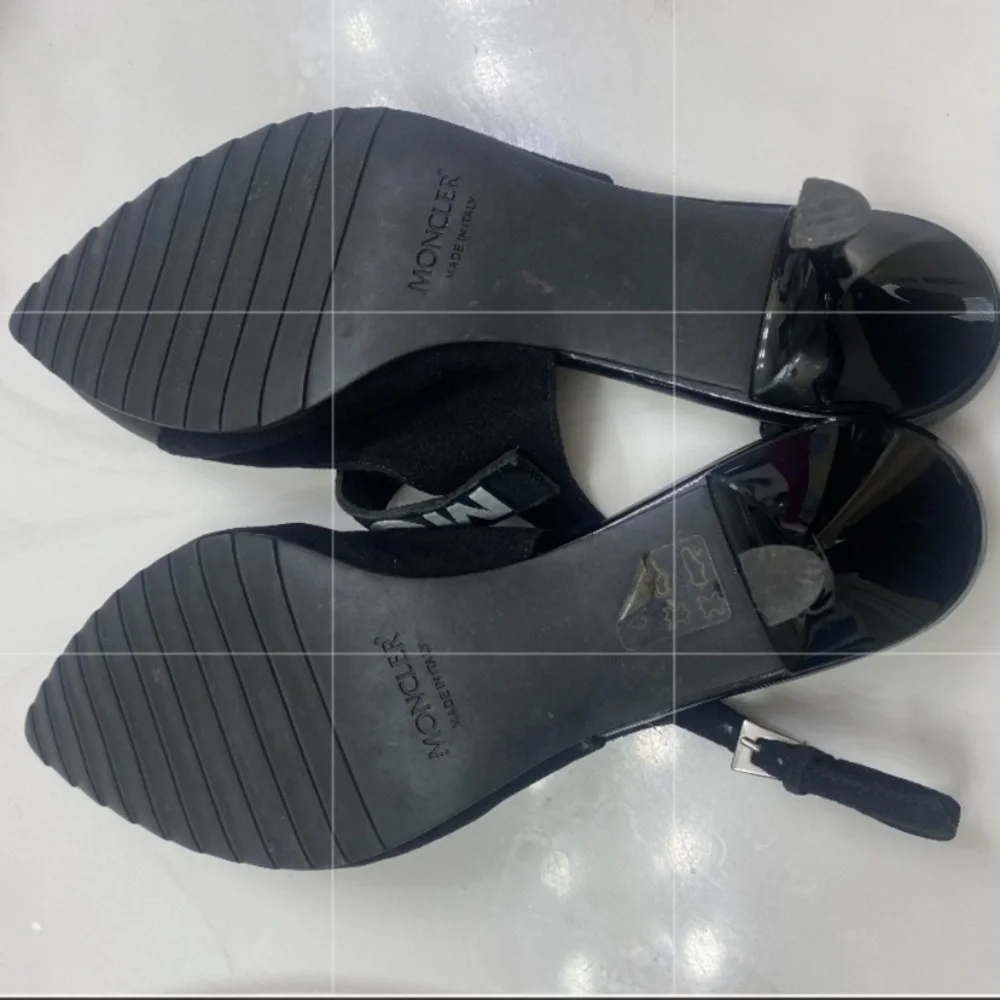 Moncler pointed toe