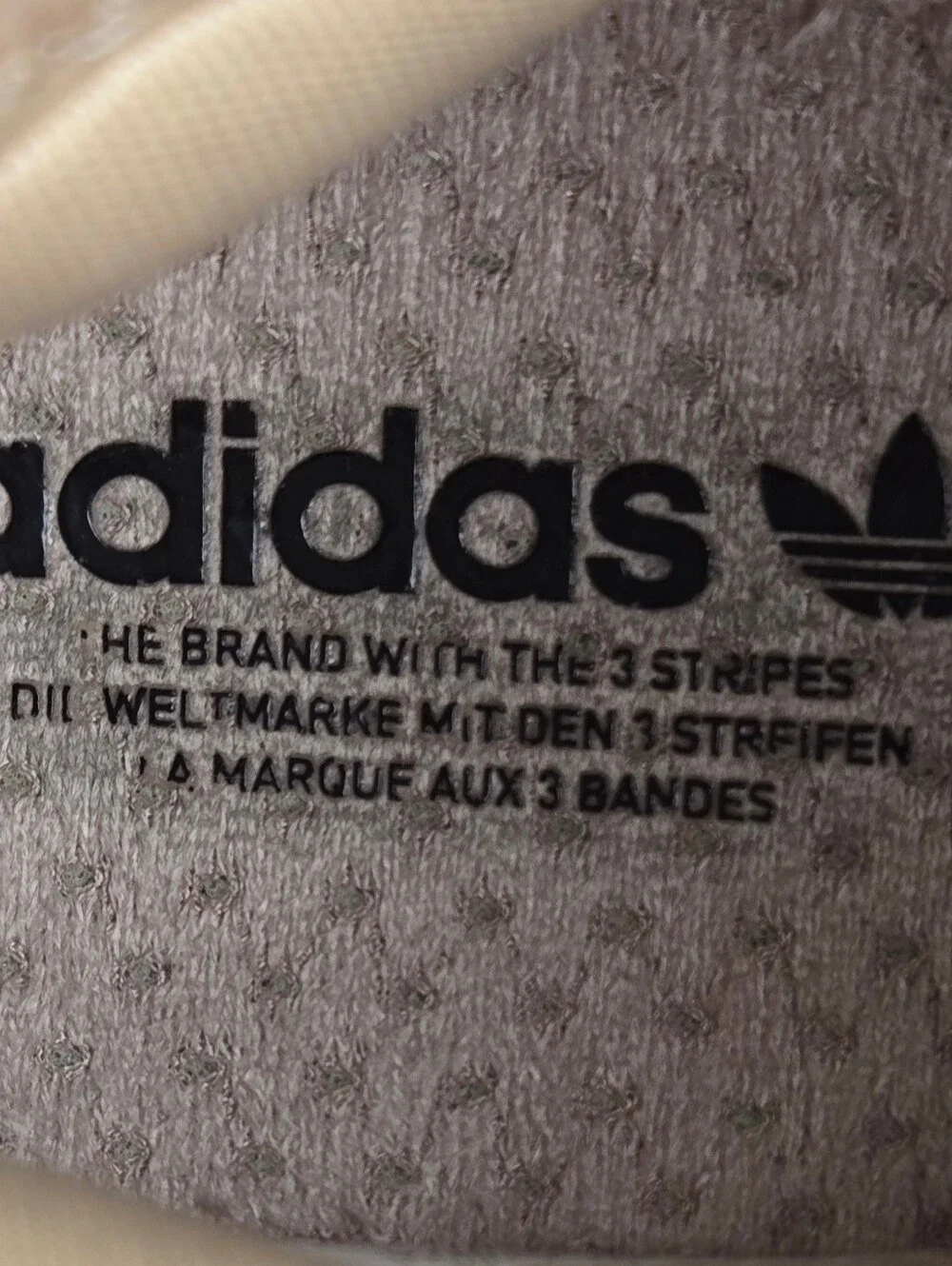 adidas description descripción