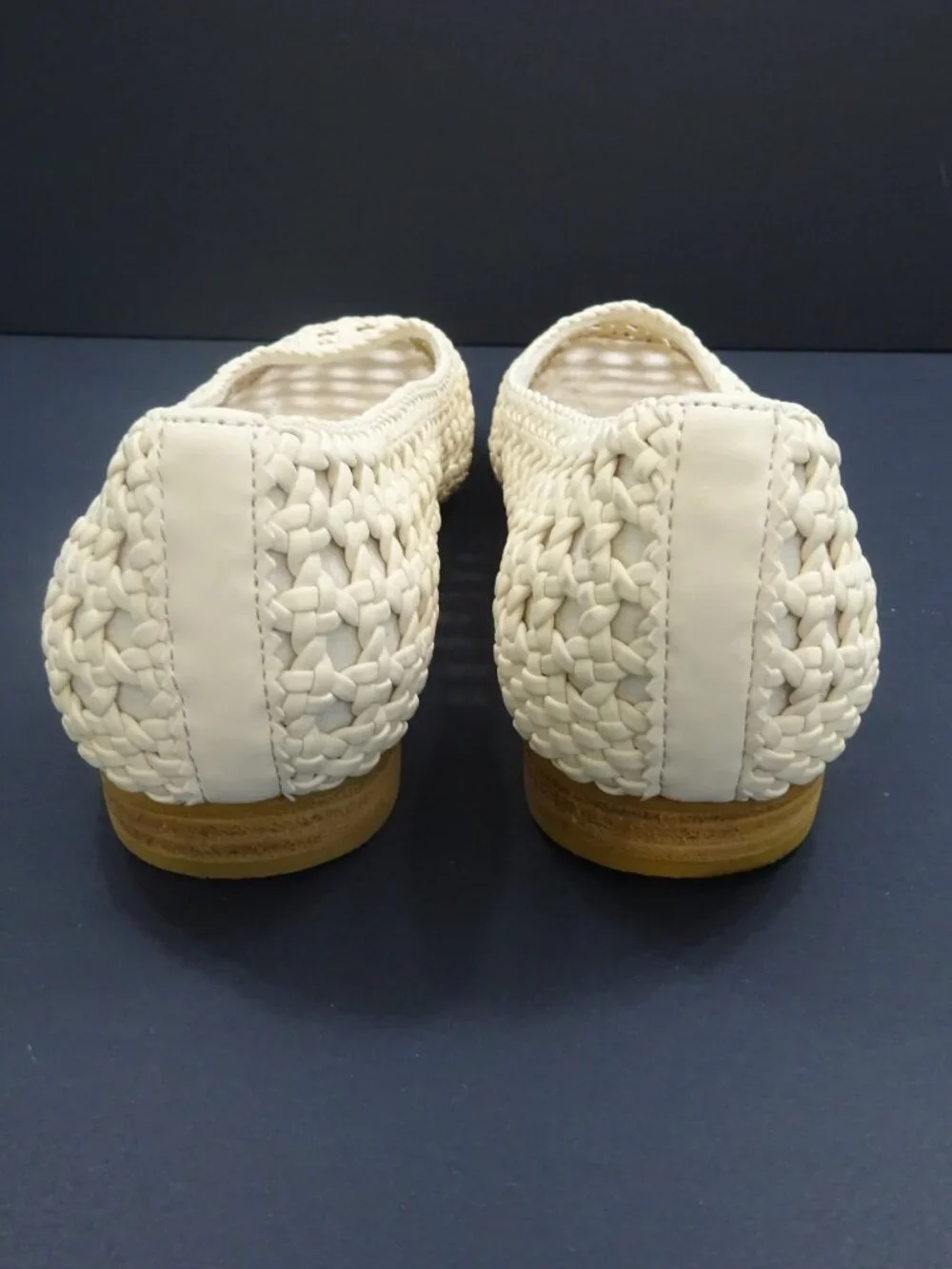Toms ivory woven