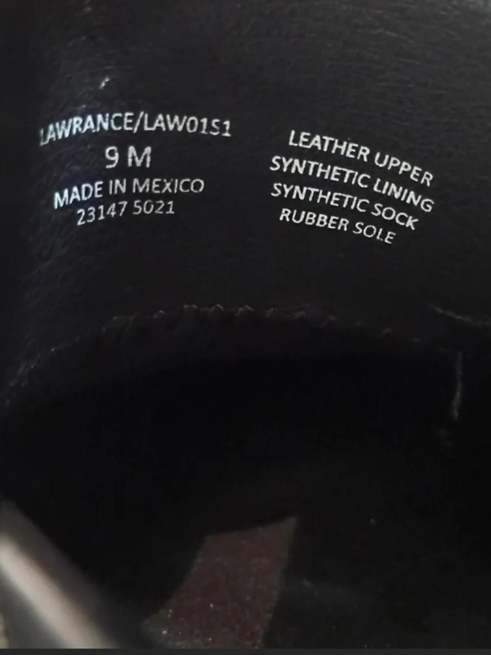 Steve Madden detail unisex subtle