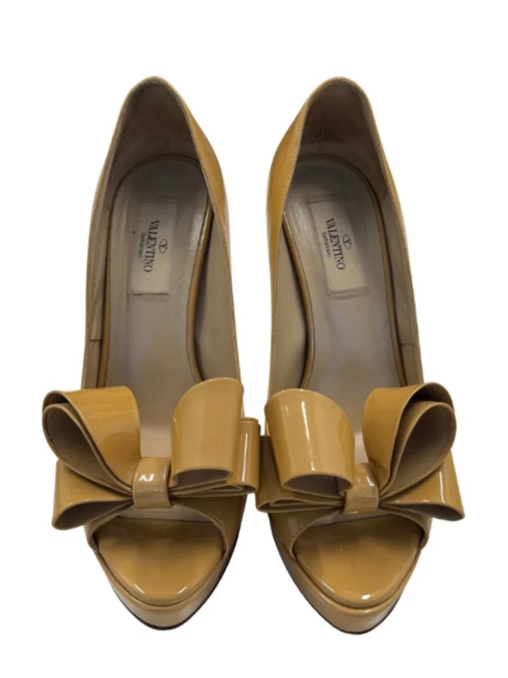 Valentino authentic garavani