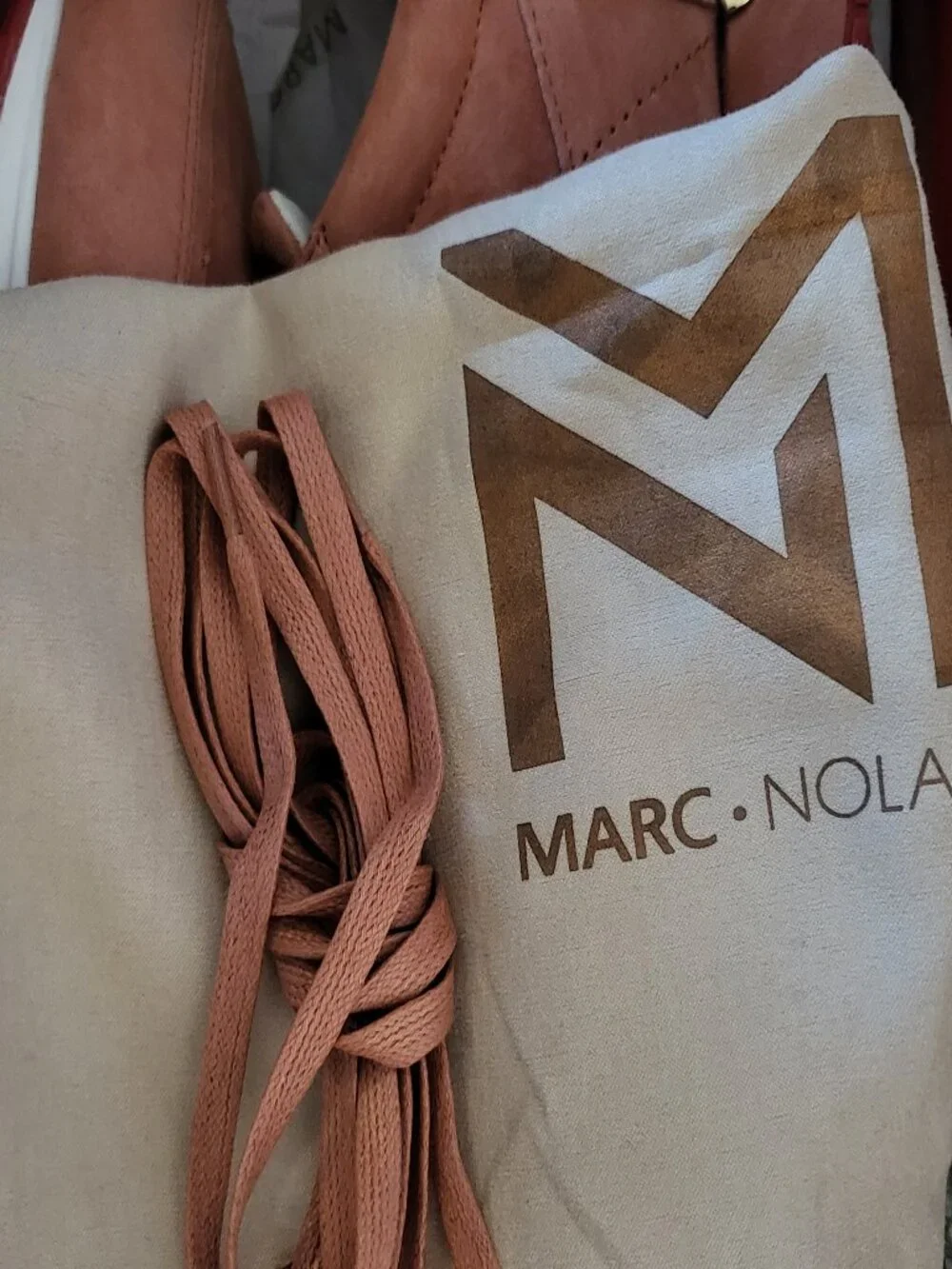 Marc Nolan suede new