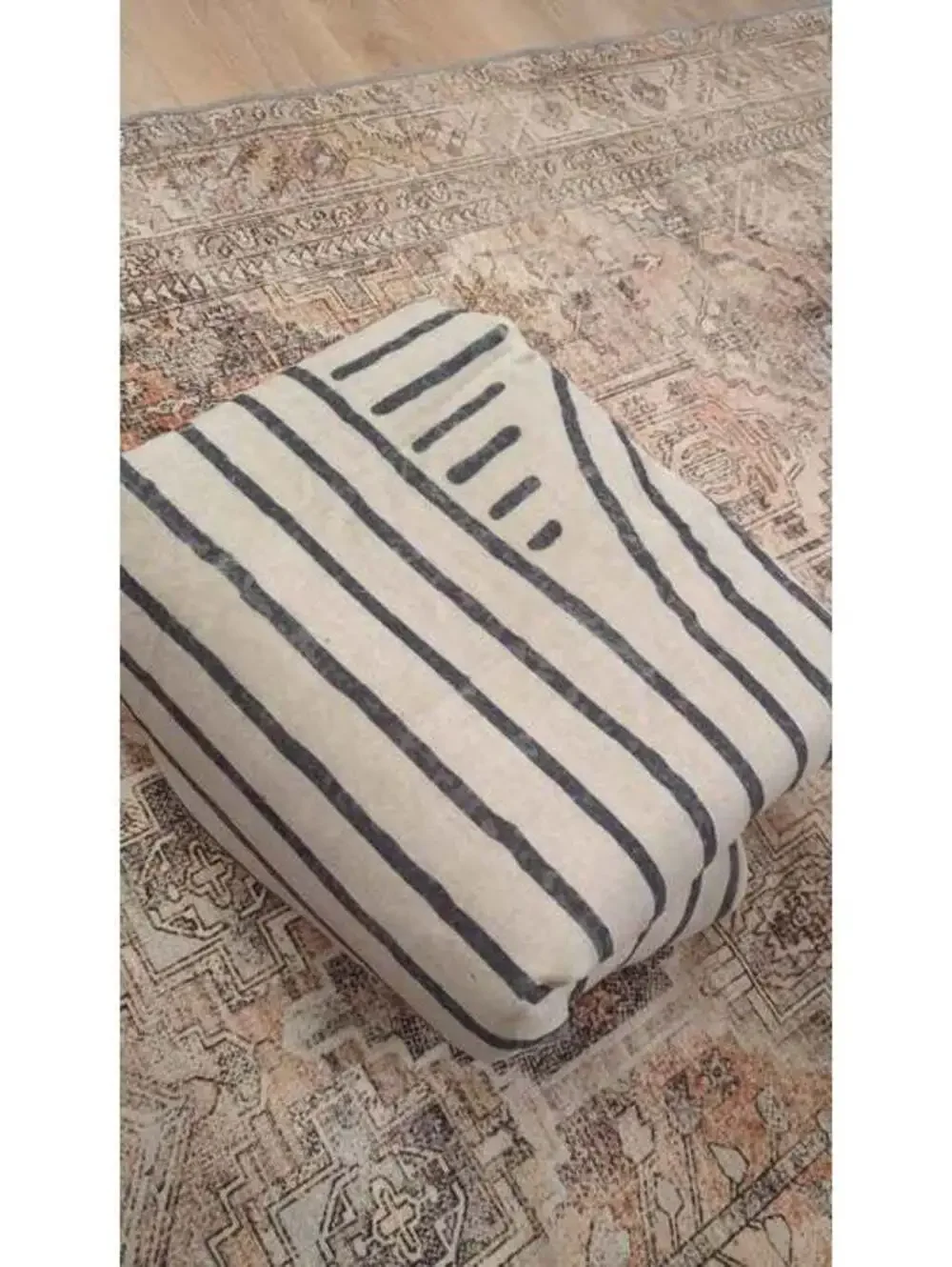 N/A area rug