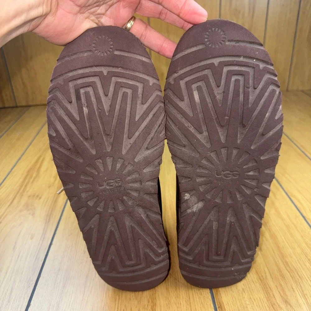 UGG neumel leather