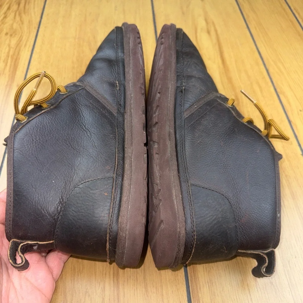 UGG neumel leather