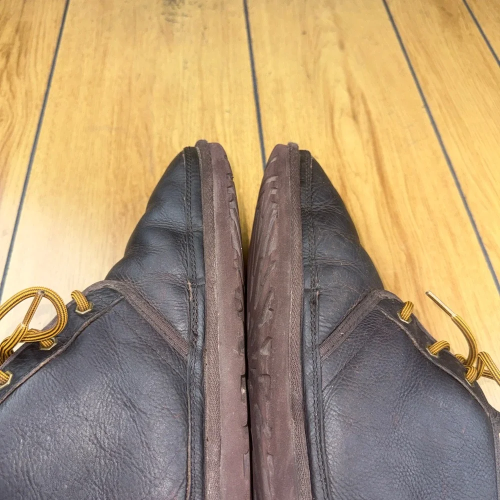 UGG neumel leather
