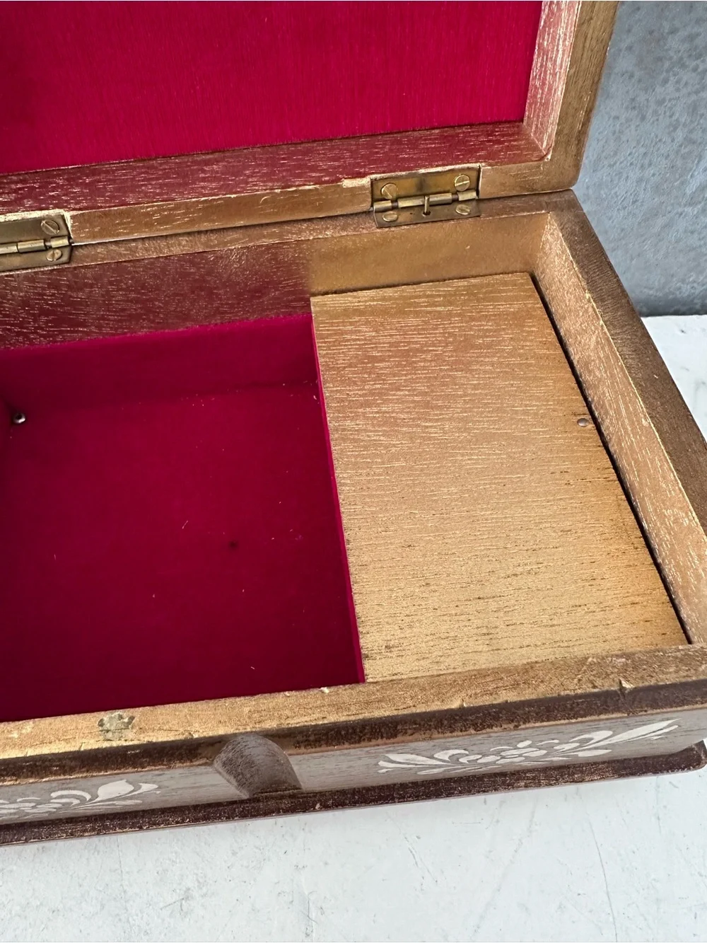 Vintage Gold FLORENTINE JEWELRY Music Box JAPAN Velvet Interior WORKS
