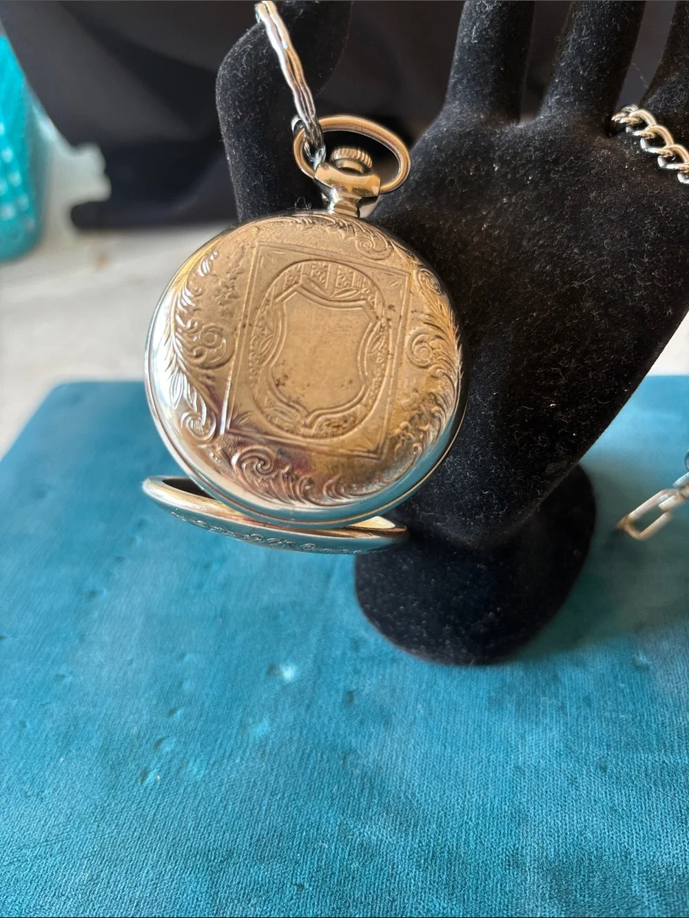 Source Unknown elegant silver