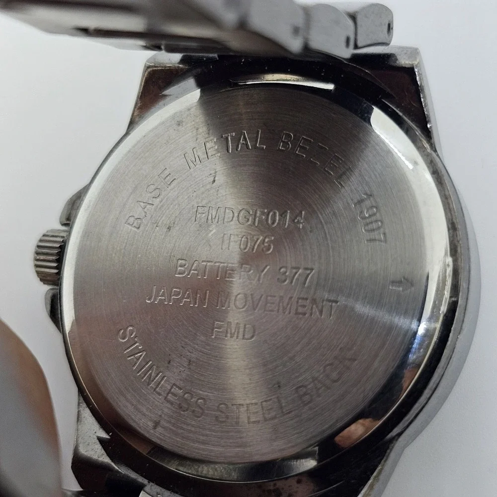Men's Watch 40MM Dark Gray Case Dial Bracelet Bands 6.5