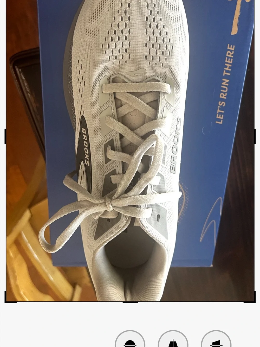 Brooks midsole upper cushioned
