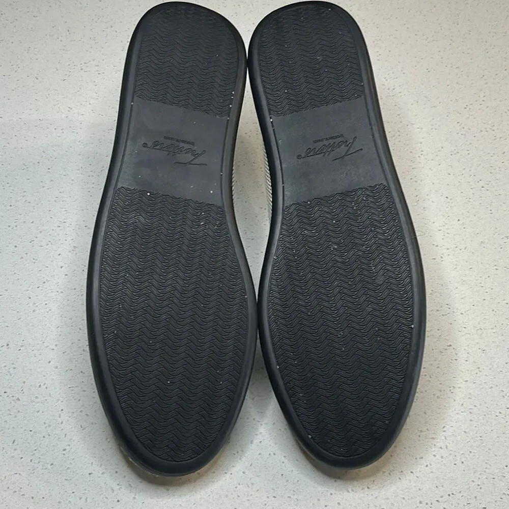 Trotters excellent black