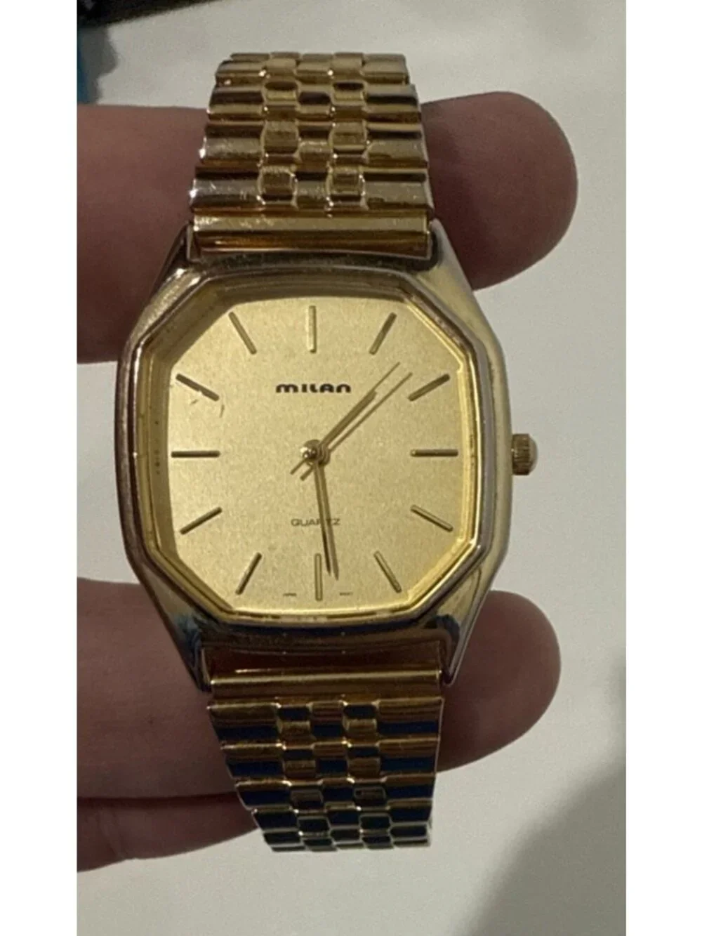 Vintage Milan Quartz Movement Wristwatch Gold Tone Barrell Stretch Japan Analog