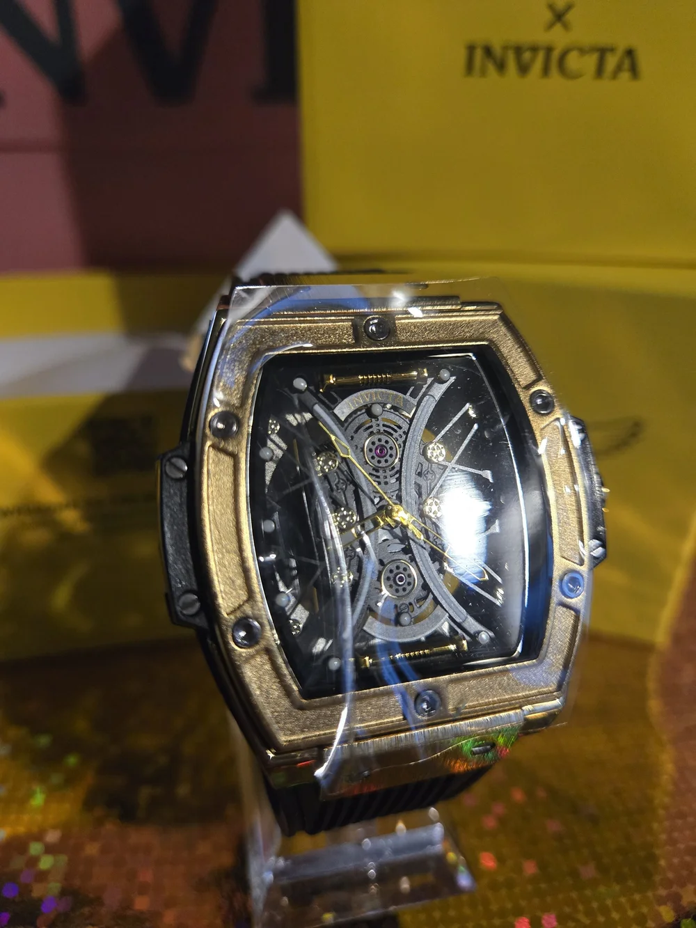 Invicta rose piece or