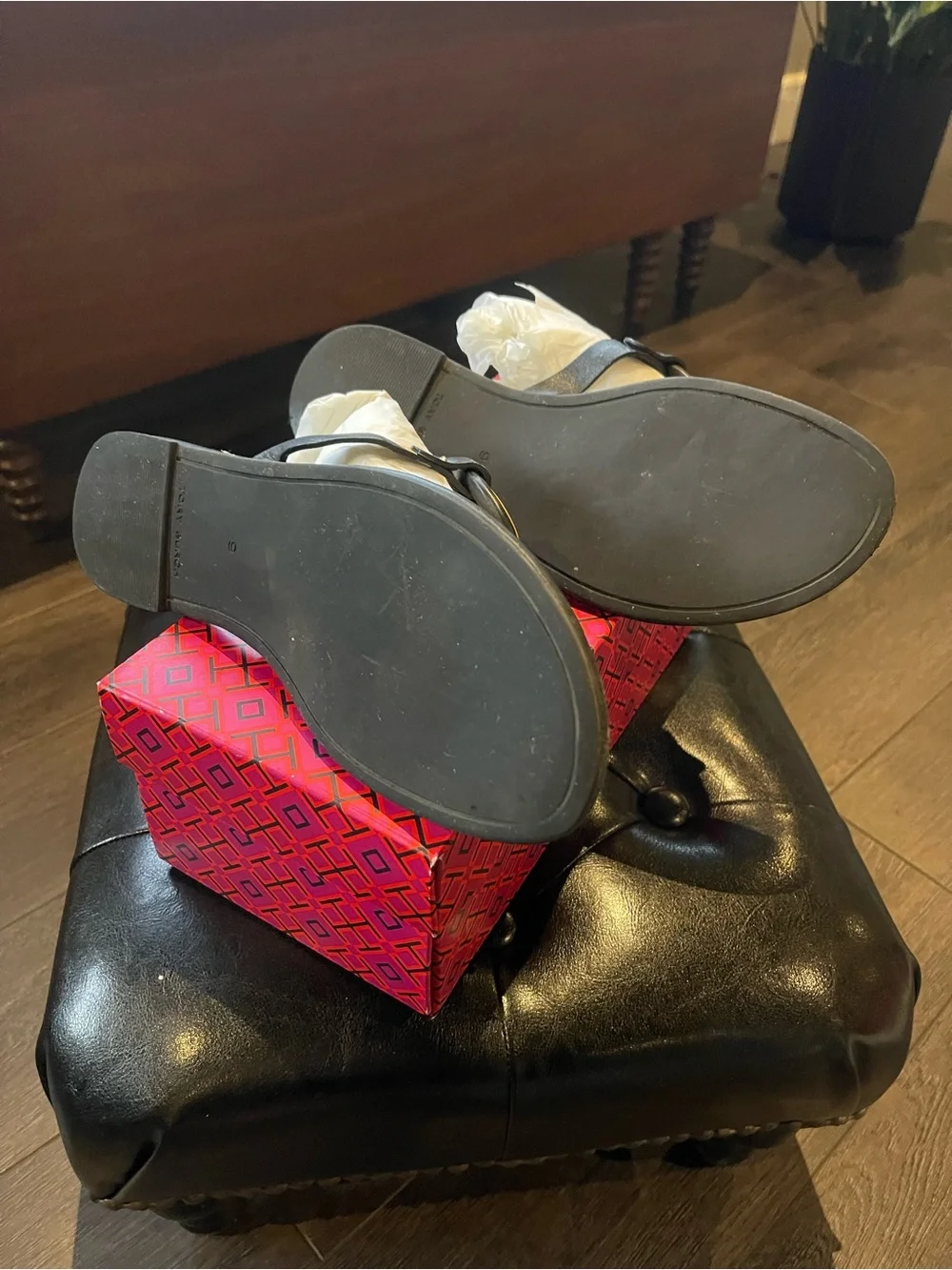Tory Burch tory burch