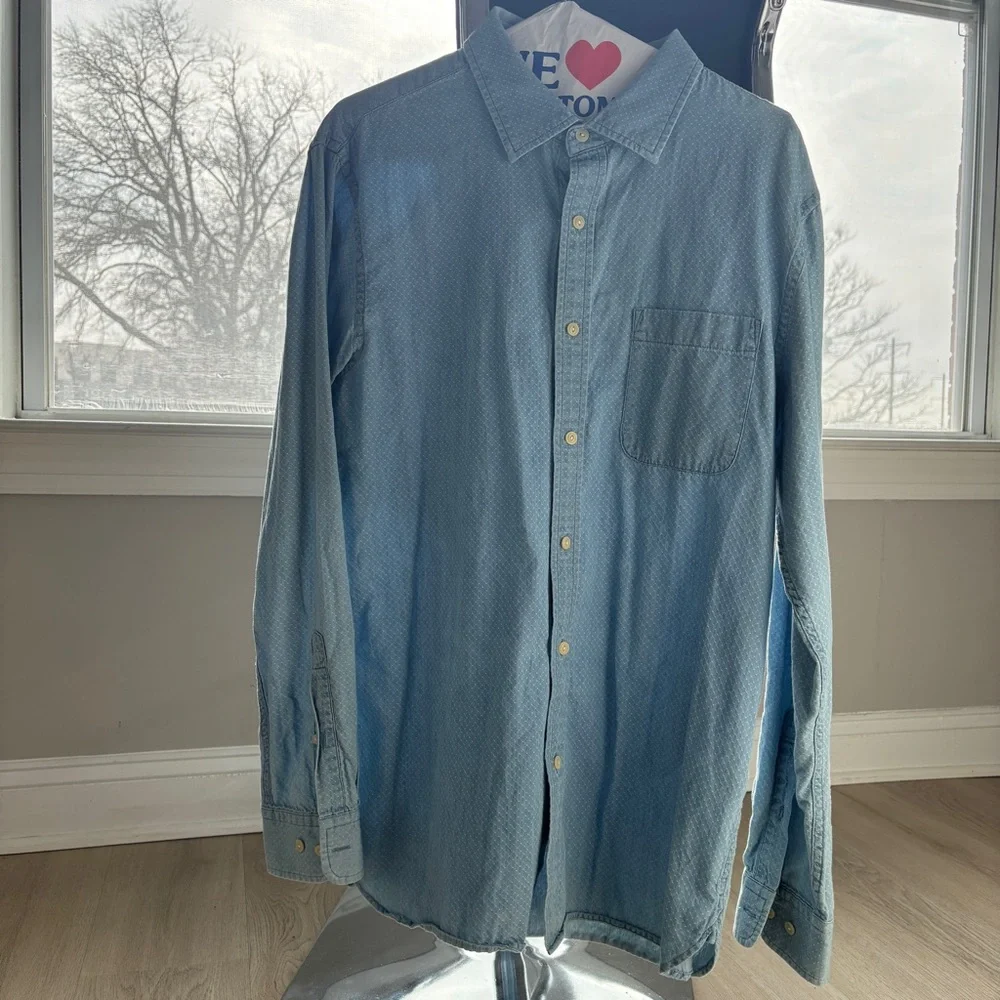 Banana Republic Size L Slim Fit Button Down
