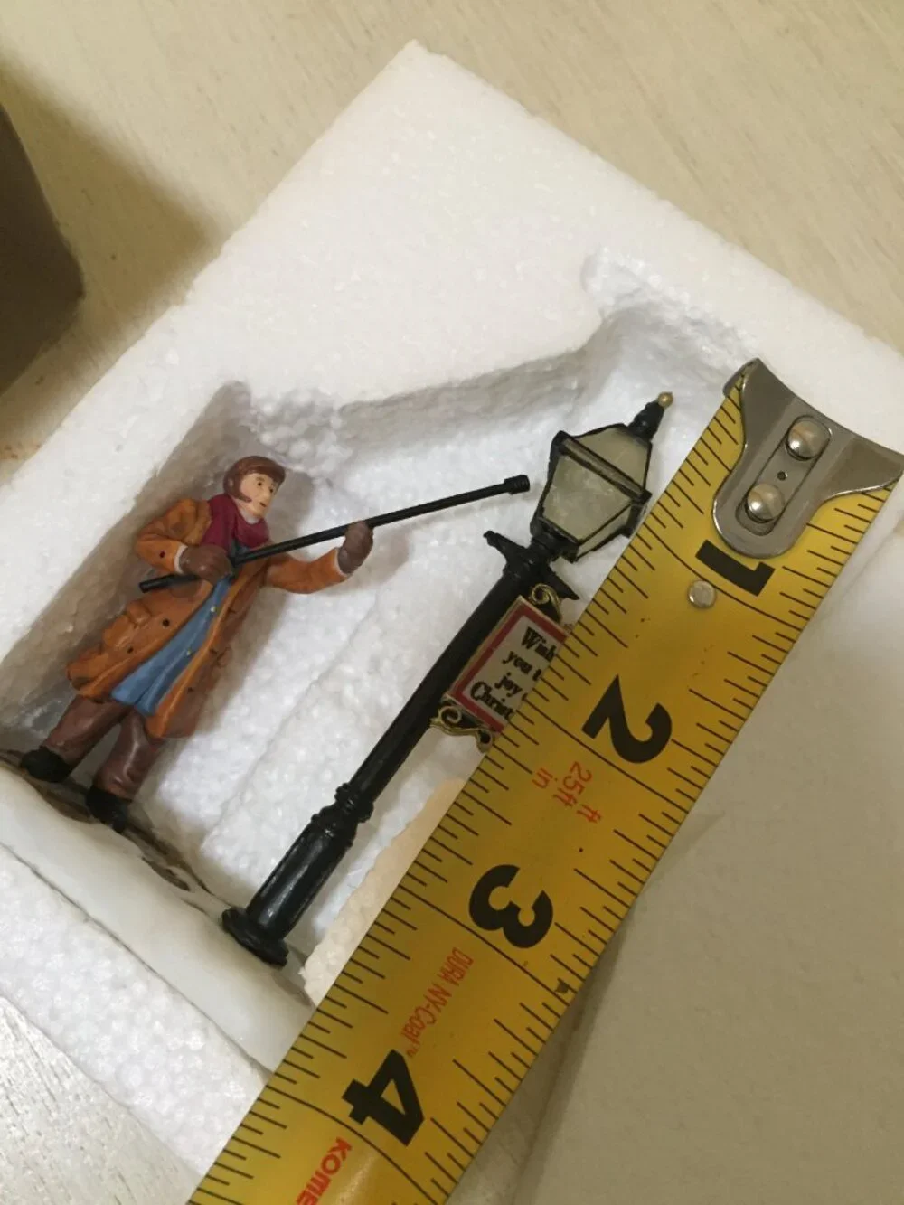 Department 56 New England Village Lamp Lighter Intro 07 Retired Piece w/Box Nic