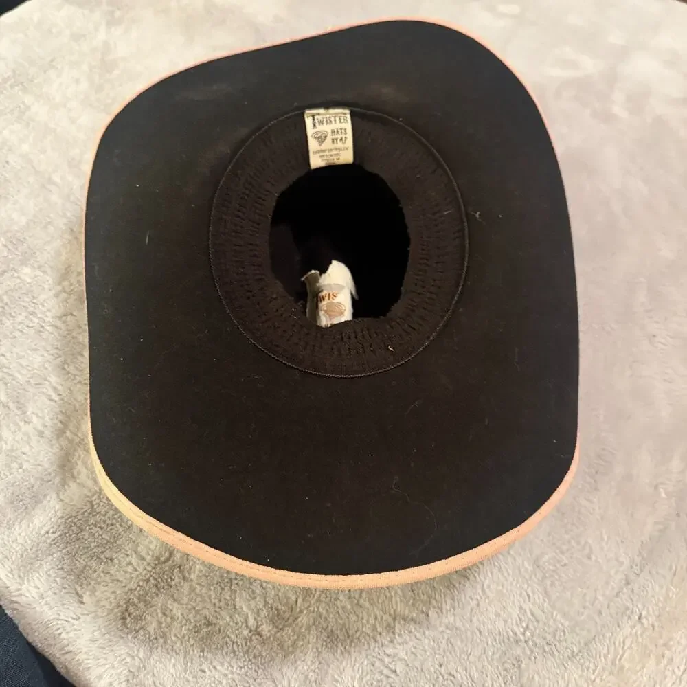 Twister hats black