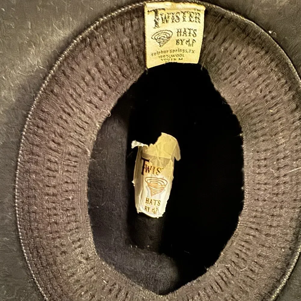 Twister hats black