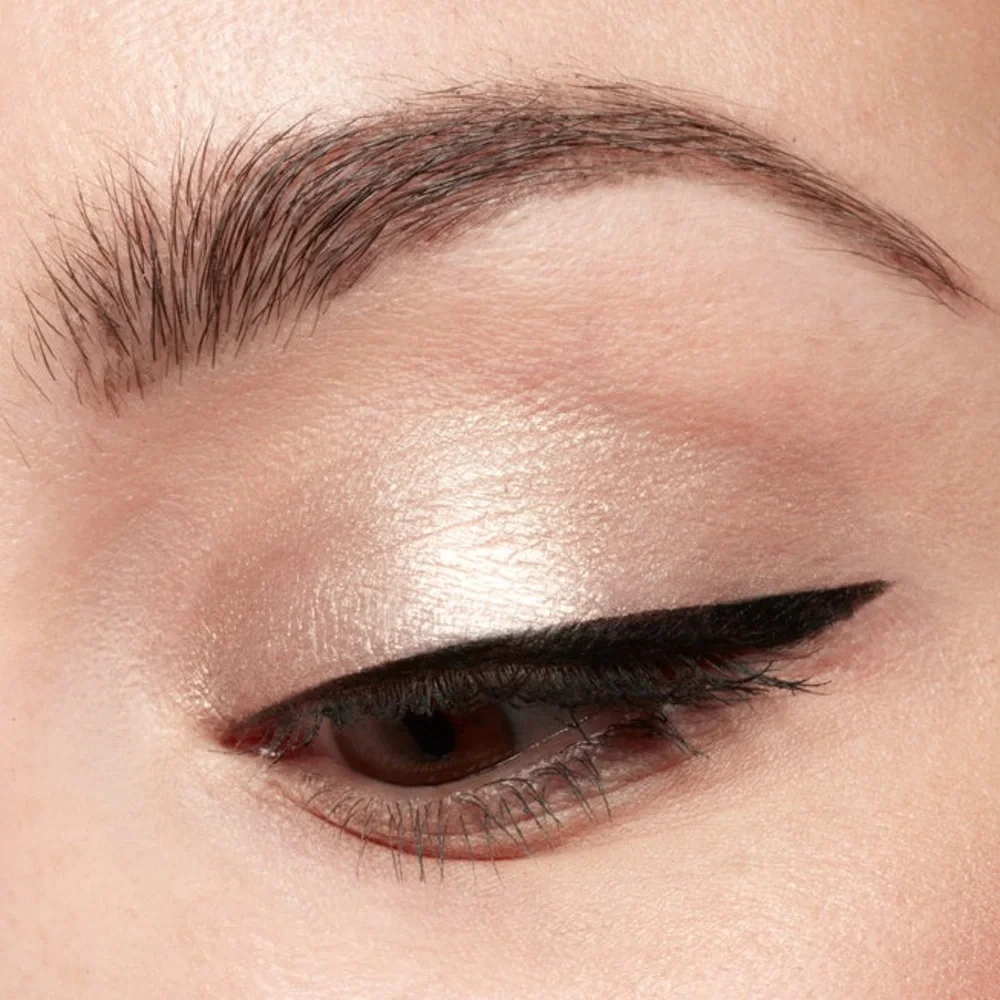 Stila shimmer glow