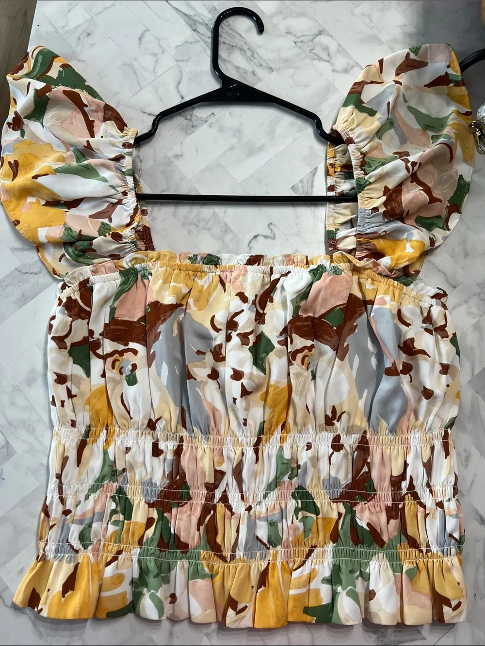 Abercrombie & Fitch sleeves elasticized all