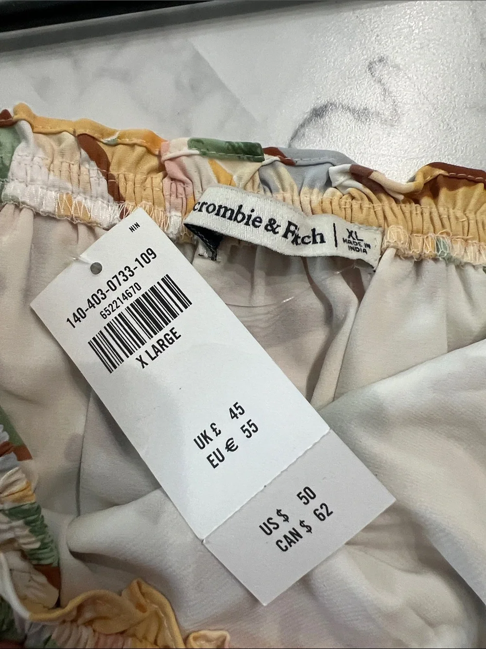 Abercrombie & Fitch touch ideal elasticized