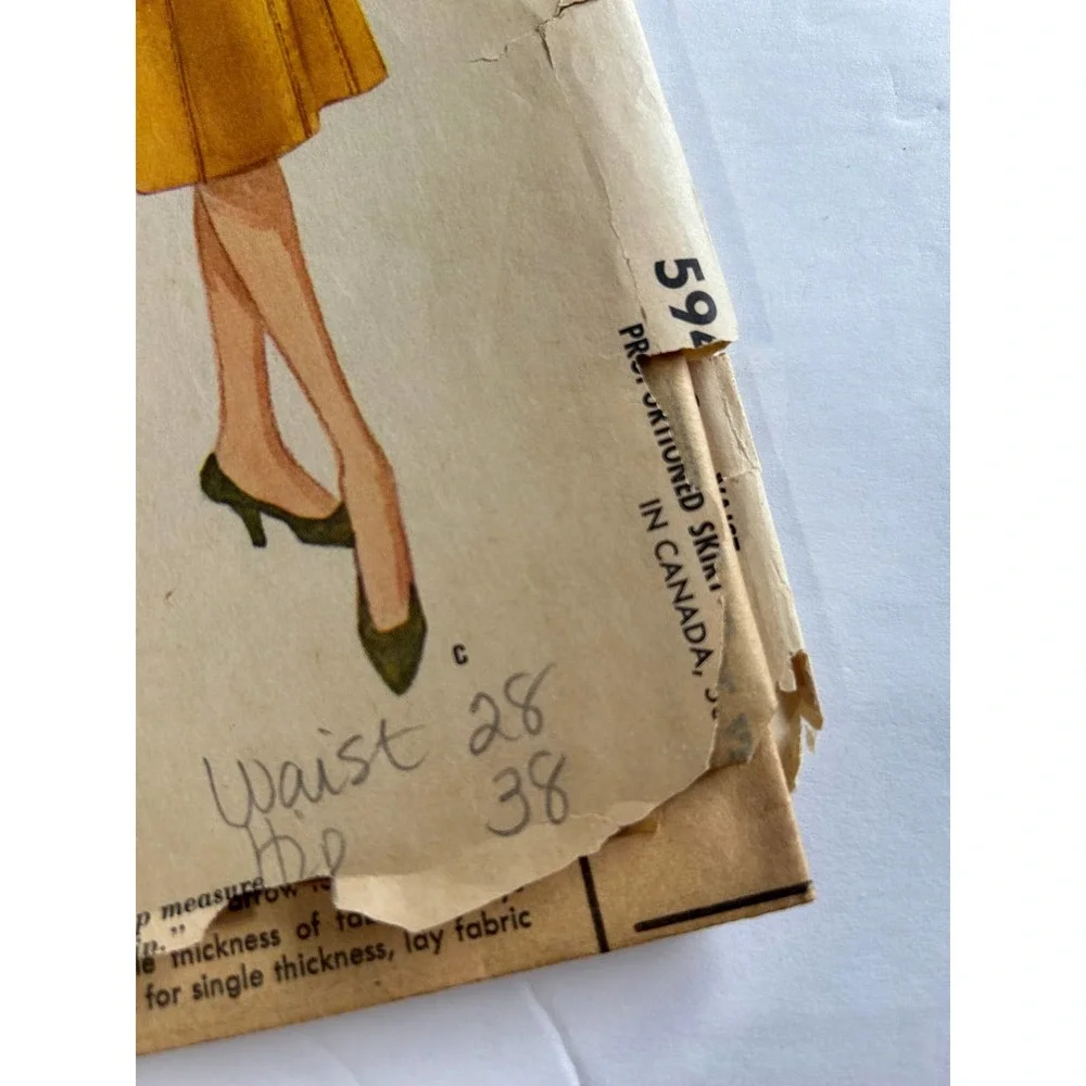 McCalls Vintage 1960's Pattern #5948‎ Women's Skirt Waist 28