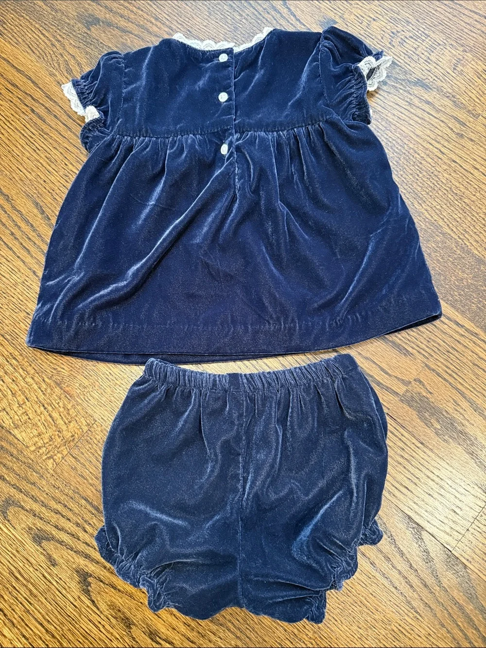 Janie and Jack top trim