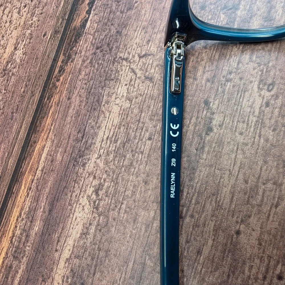Kate Spade New York good used