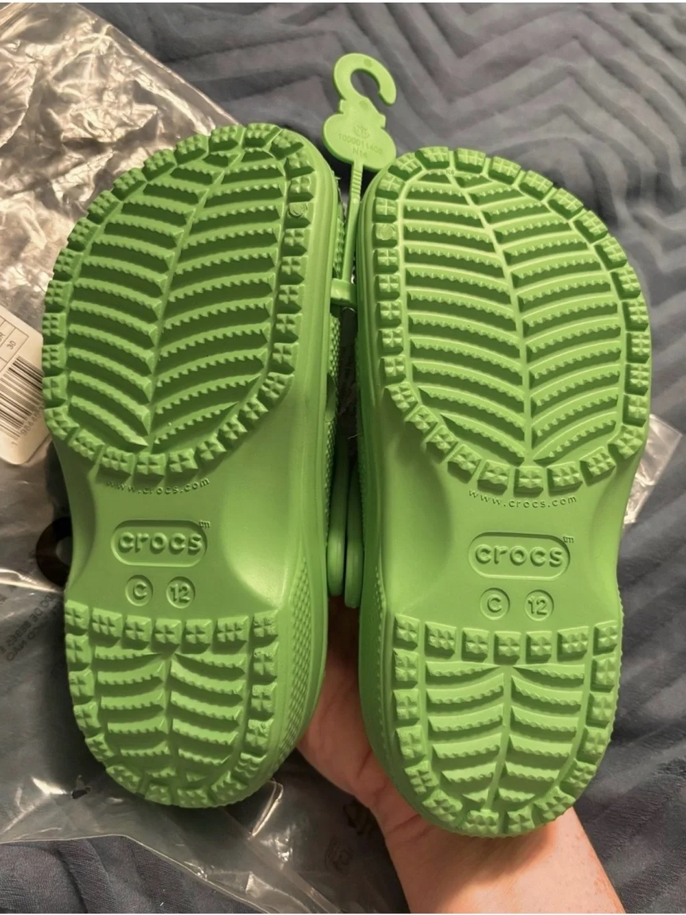 Crocs NWT Toddler Child Bright Green Classic Clog Size 12 🐊