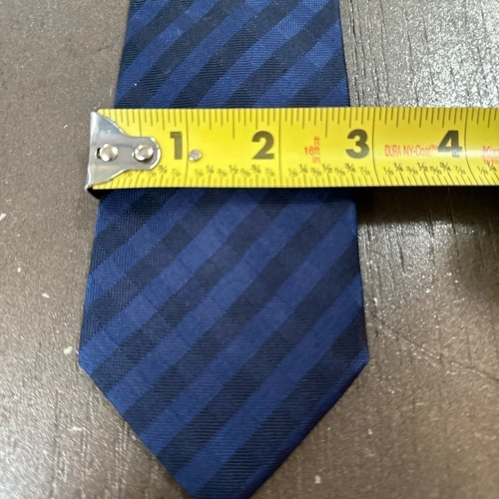 Banana Republic Silk Navy Blue Checkered Dress Tie 100% Silk Stain Resis…