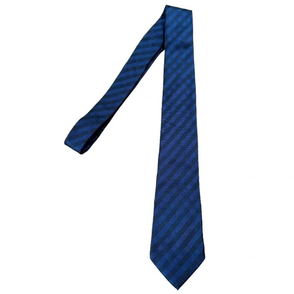 Banana Republic Silk Navy Blue Checkered Dress Tie 100% Silk Stain Resis…