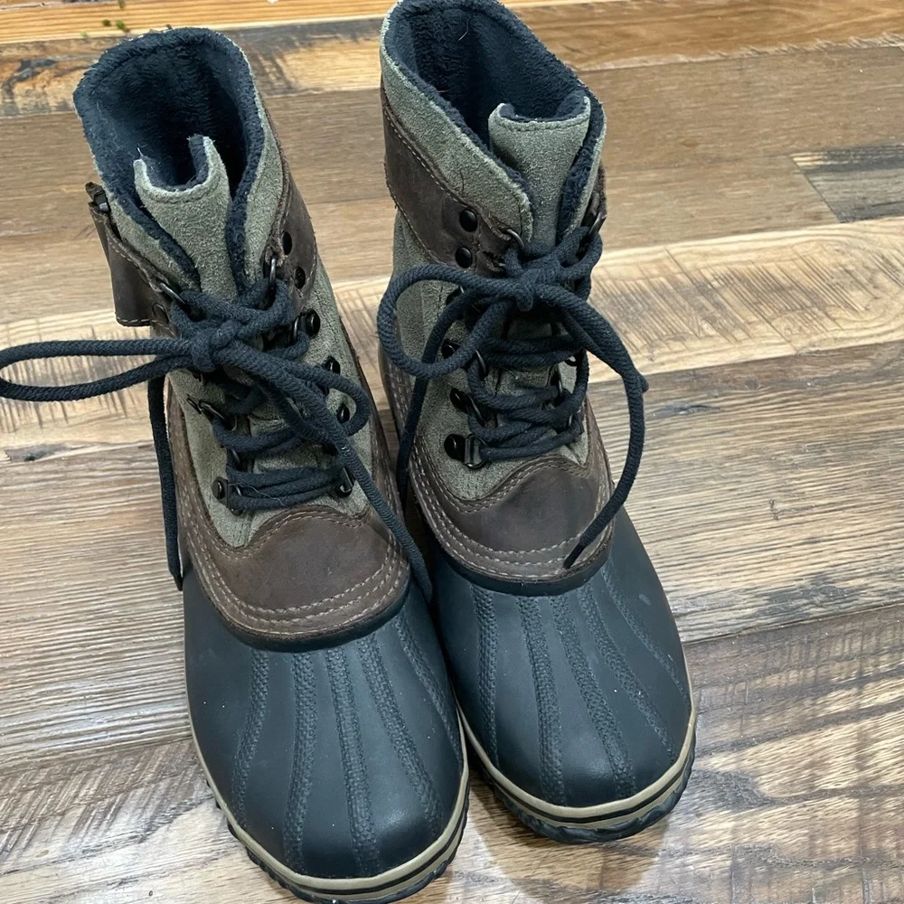 Sorel winter snow boots 7.5