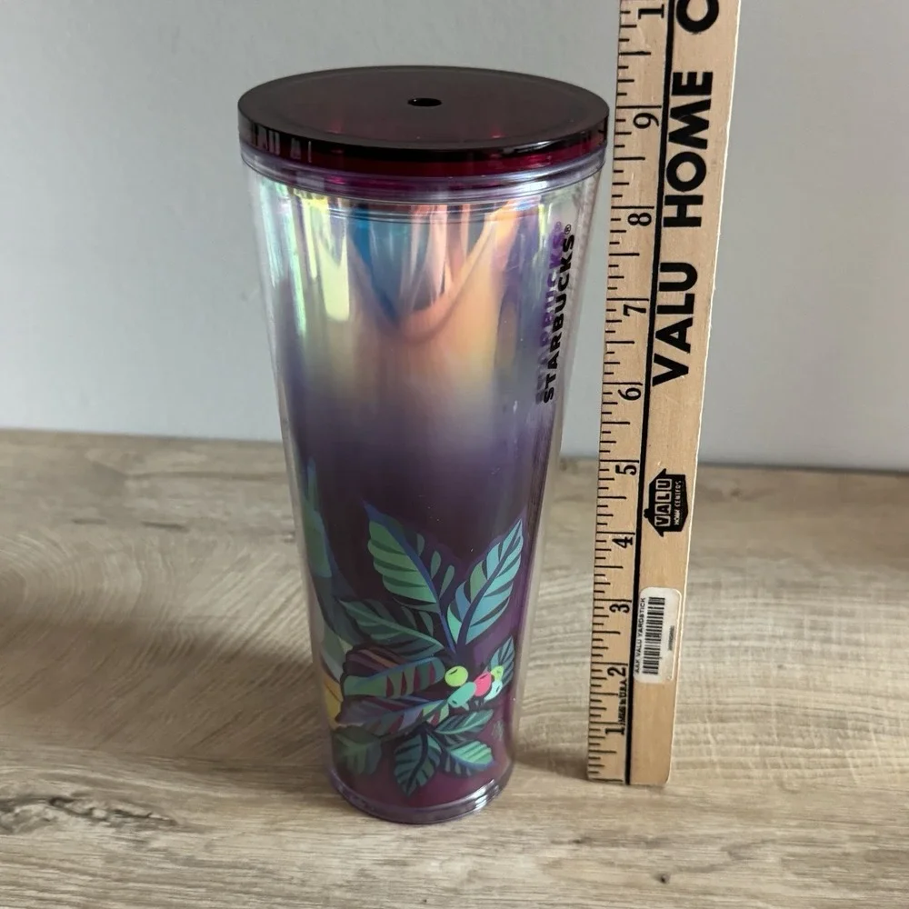 Starbucks tumbler water