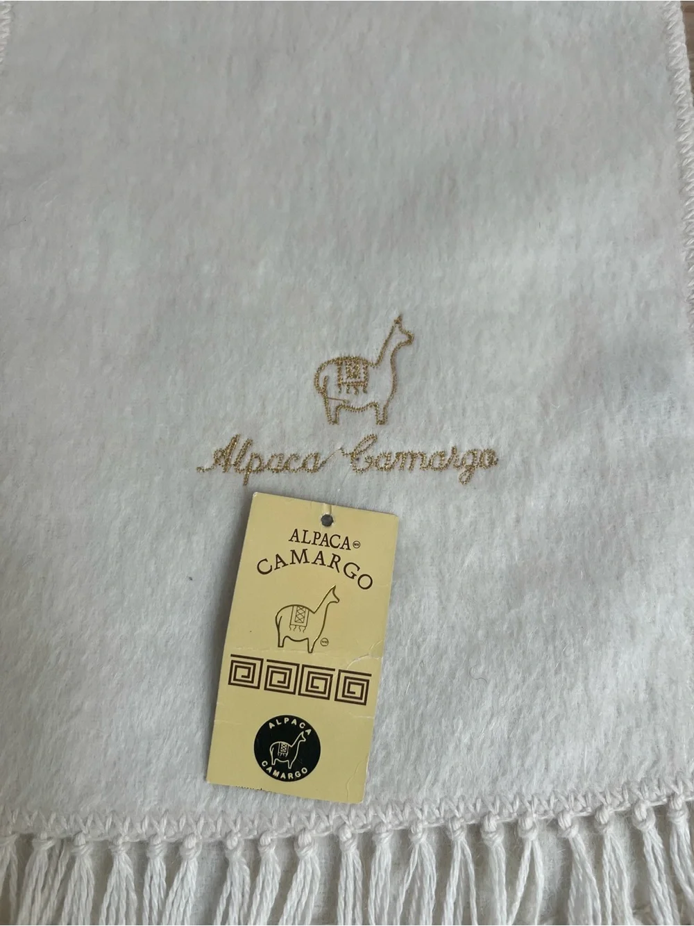 Alpaca Camargo Ivory Alpaca Scarf Fringe Embroidered Llama NWT 9 x 64