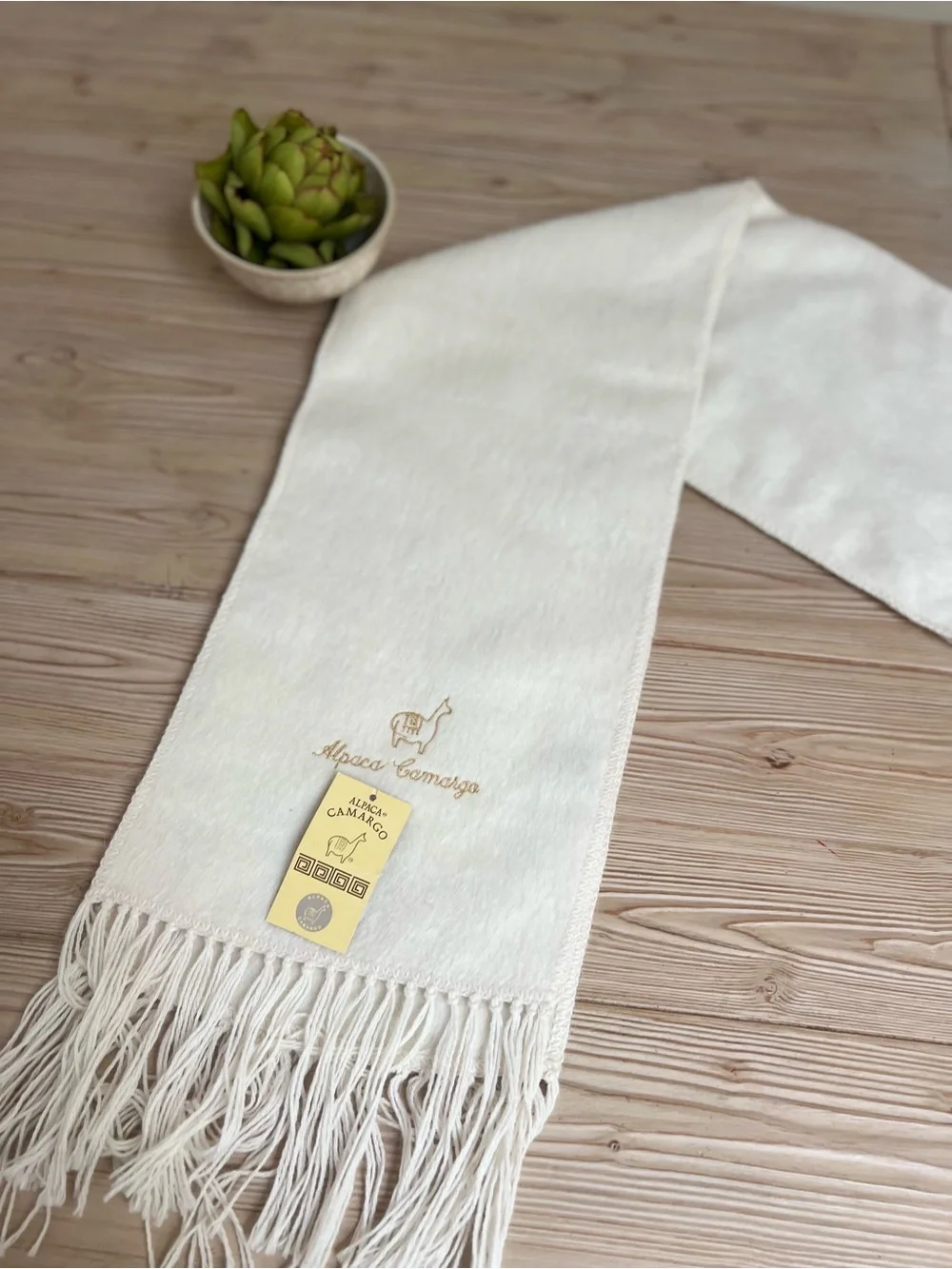 Alpaca Camargo Ivory Alpaca Scarf Fringe Embroidered Llama NWT 9 x 64