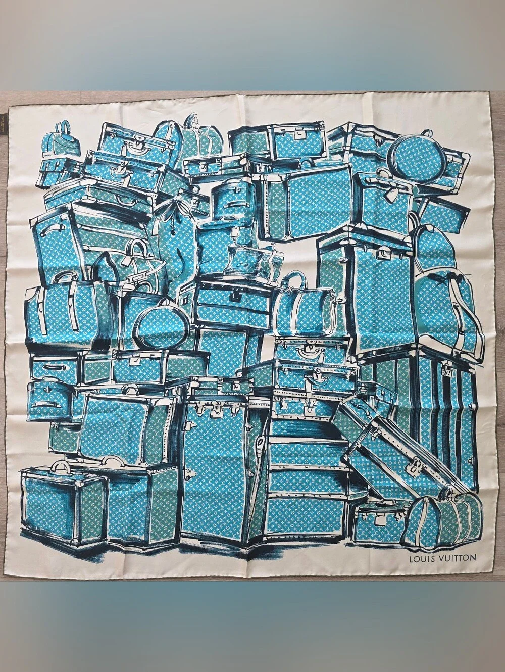 Auth Louis Vuitton Trunk And Luggages Turquoise Silk Scarf
