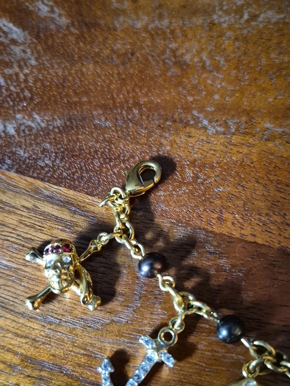 Bradford Exchange Pirates Of The Caribbean A Pirate's Treasure Charm Bracelet