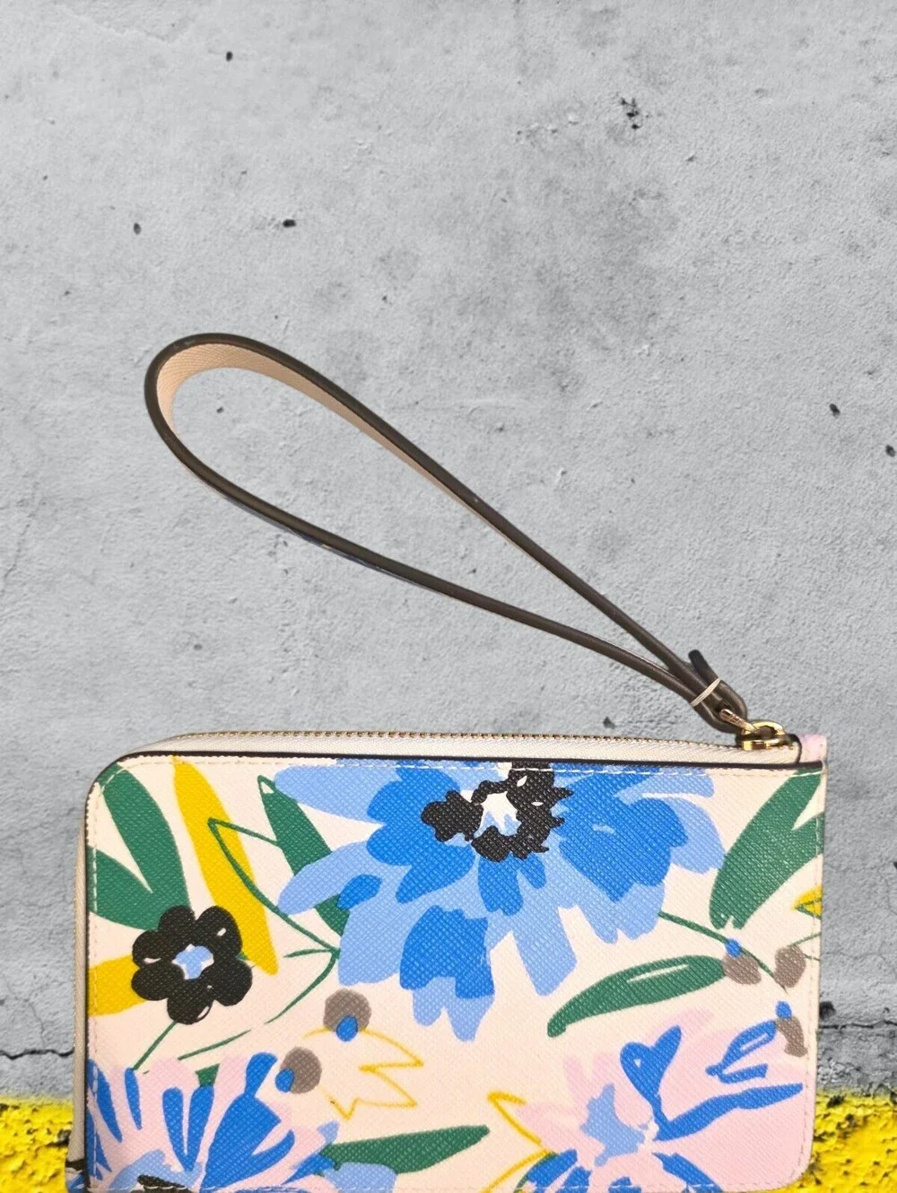Kate Spade Floral Wristlet Wallet Pink Blue Yellow Flowers