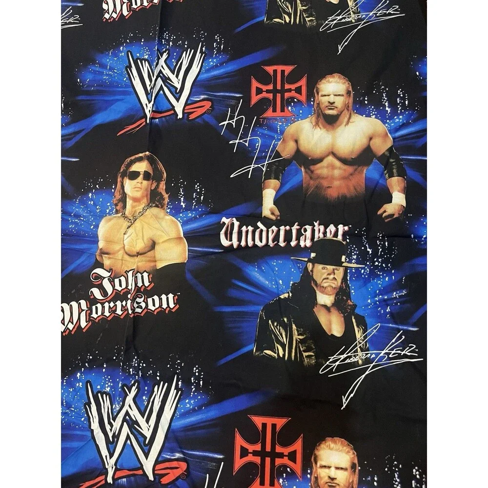 World Wrestling Entertainment 170 inches