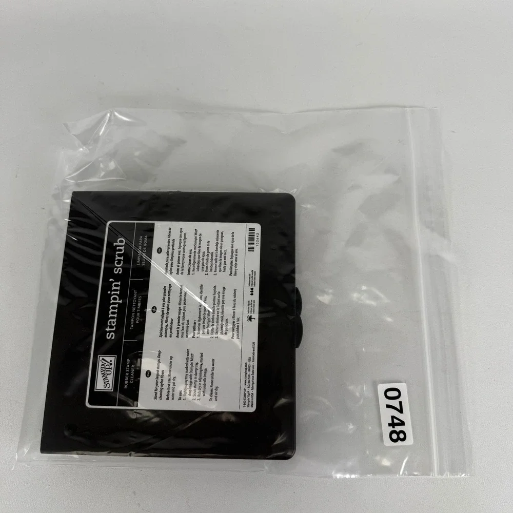 Stampin Up Stampin Scrub Rubber Stamp Cleaner Pad Black Case 102642