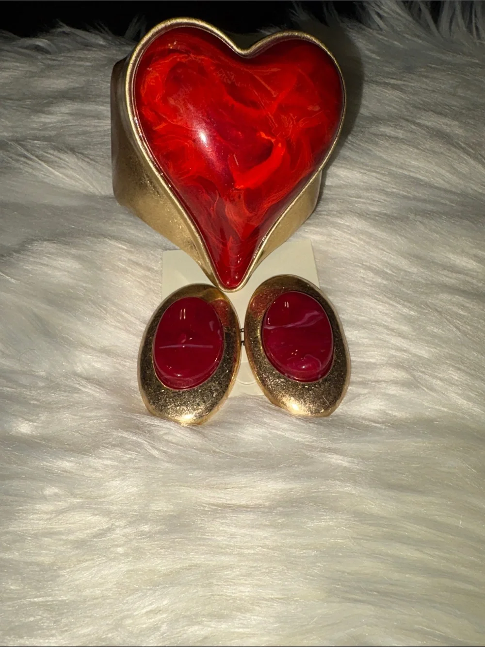 N/A gold tone