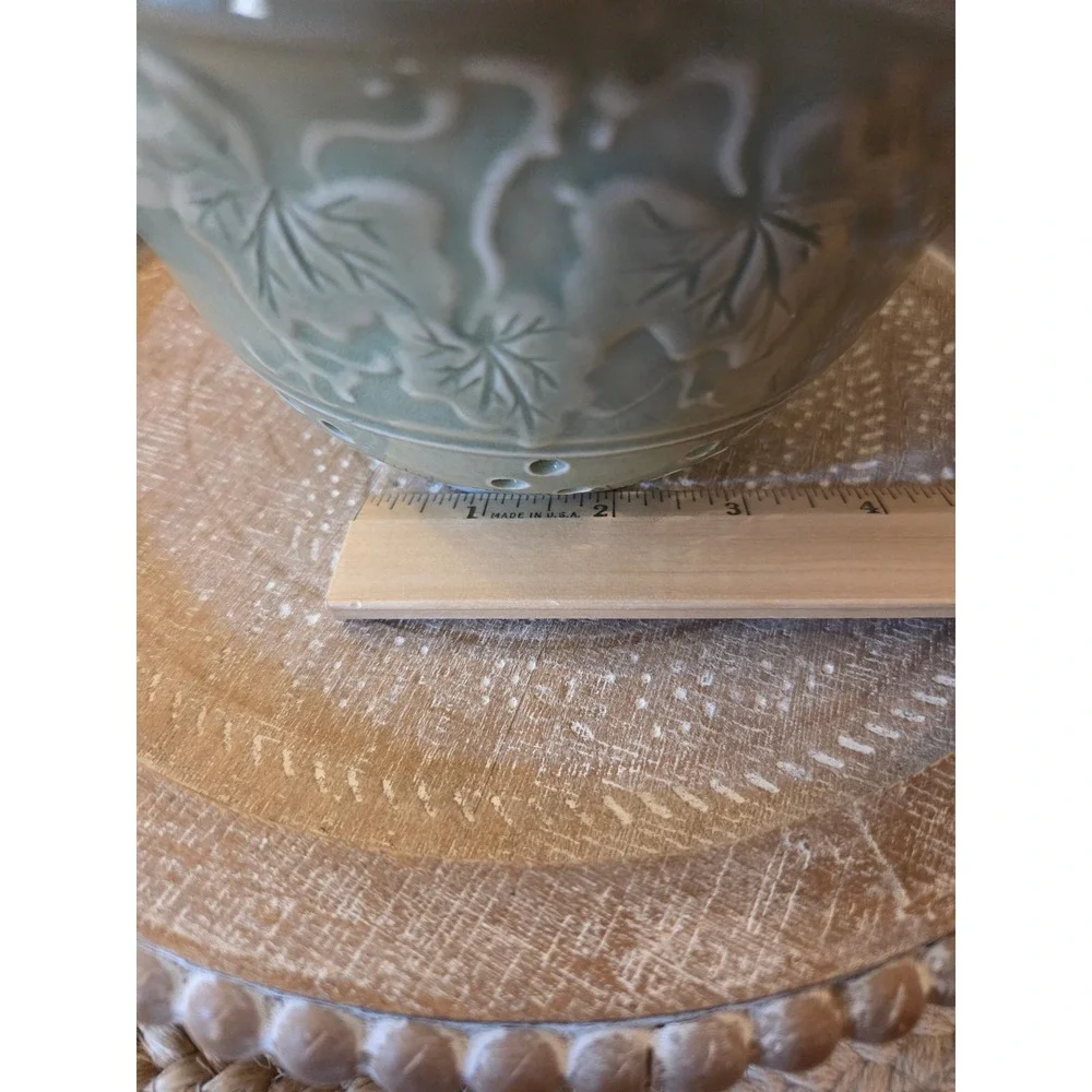 Ceramic Berry Bowl Colander Celadon Green Ivy Butterfly Scalloped Fruit Strainer