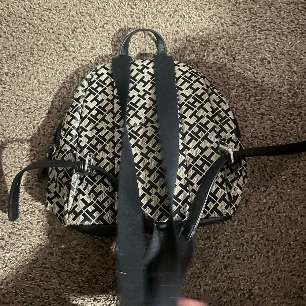 Tommy Hilfiger barely used