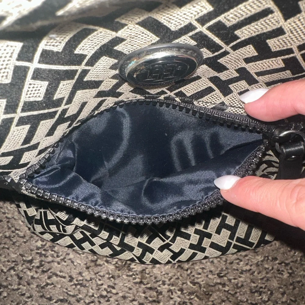 Tommy Hilfiger barely used