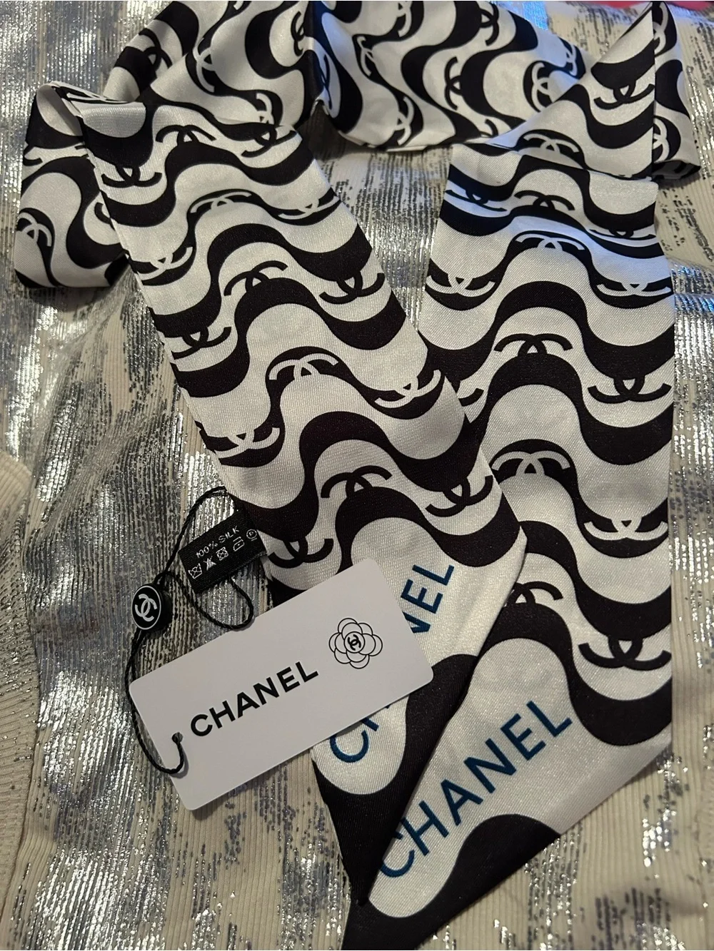 Chanel Womens Black & White Logo Pattern Teilky 100% Silk Scarf