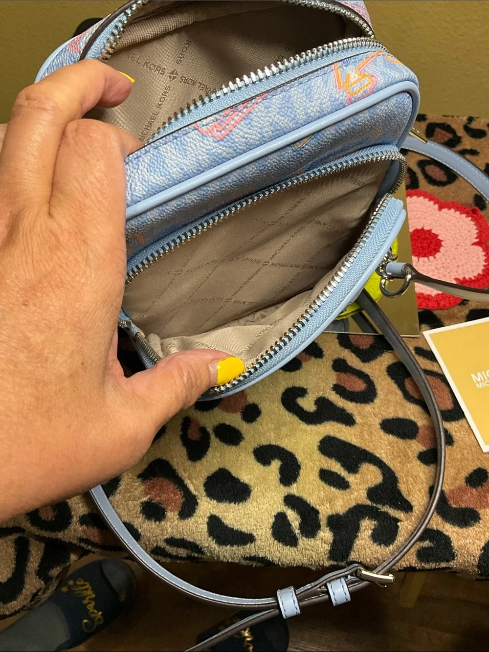 Michael Kors compact michael