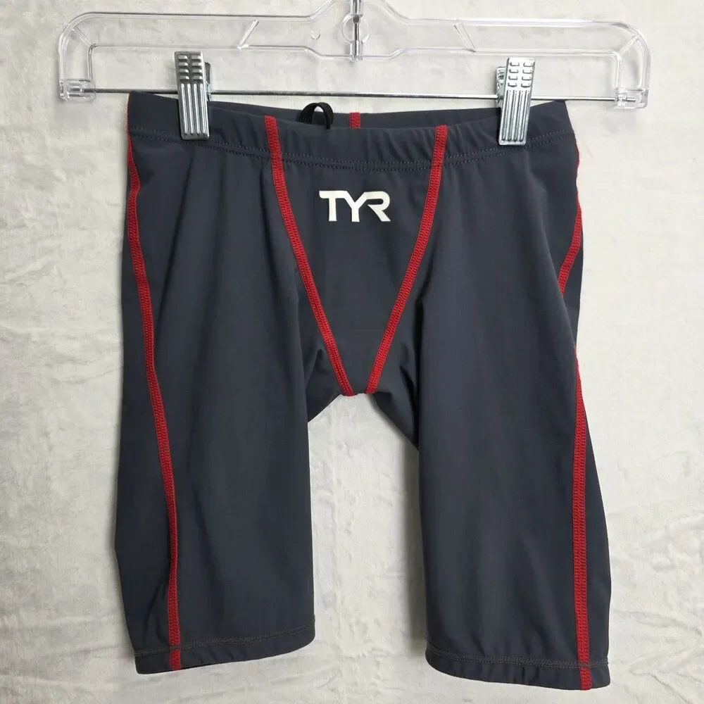 TYR Thresher Techsuit Size 22