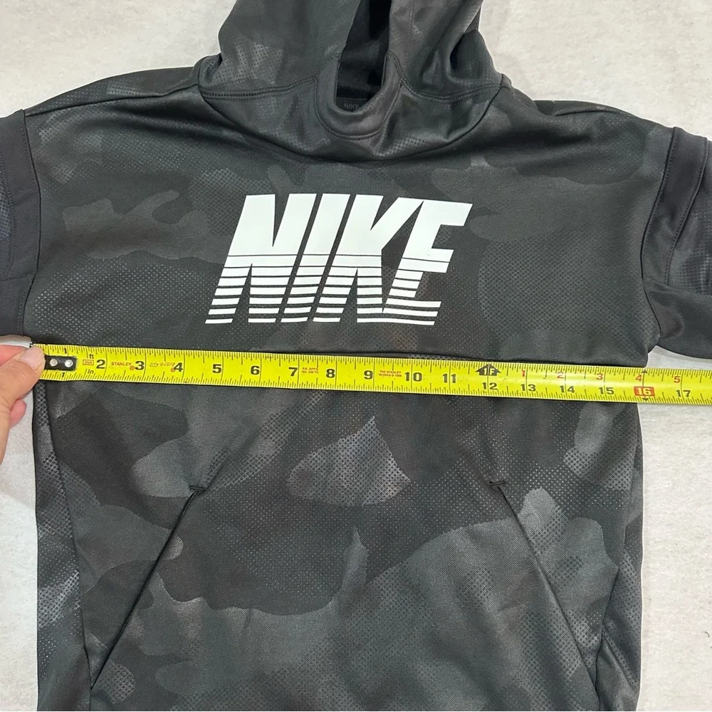 Nike pocket camo fleece