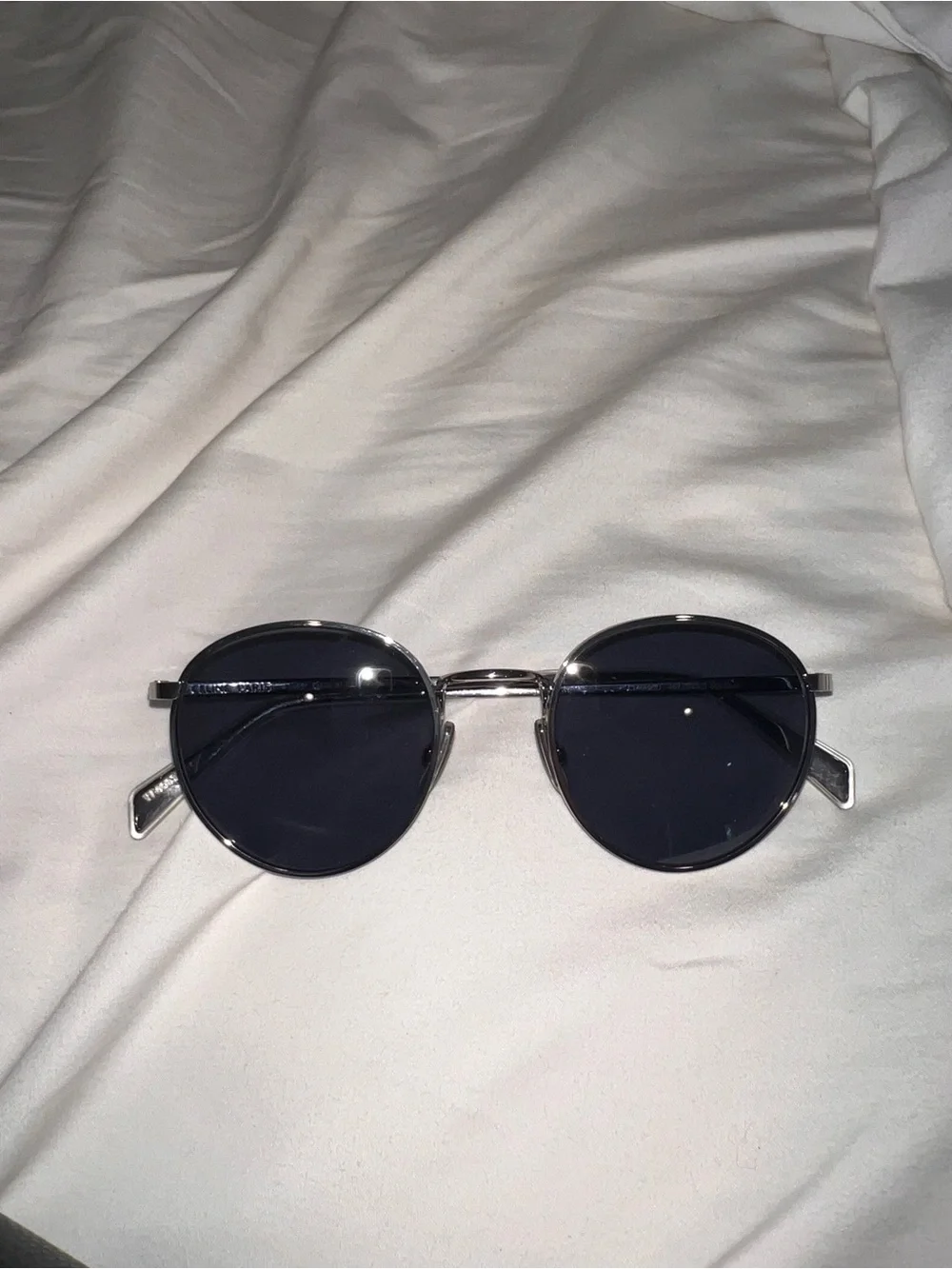 Celine classic round